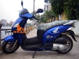 Honda At 125cc Maxi Scooter Hire